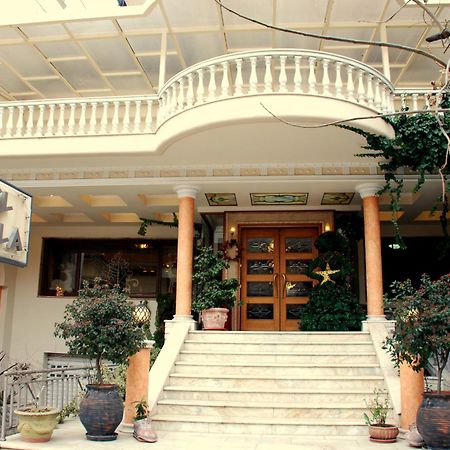 Hotel Pella Янниця Екстер'єр фото