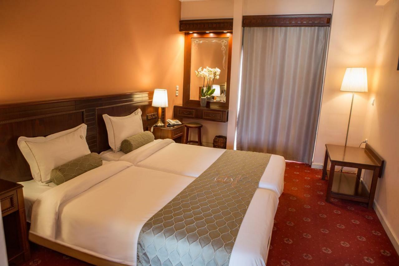 Hotel Pella Янниця Екстер'єр фото
