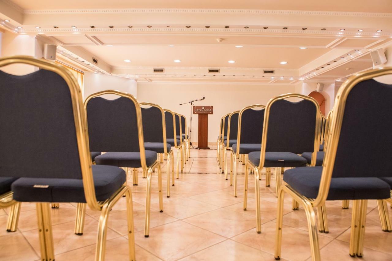 Hotel Pella Янниця Екстер'єр фото