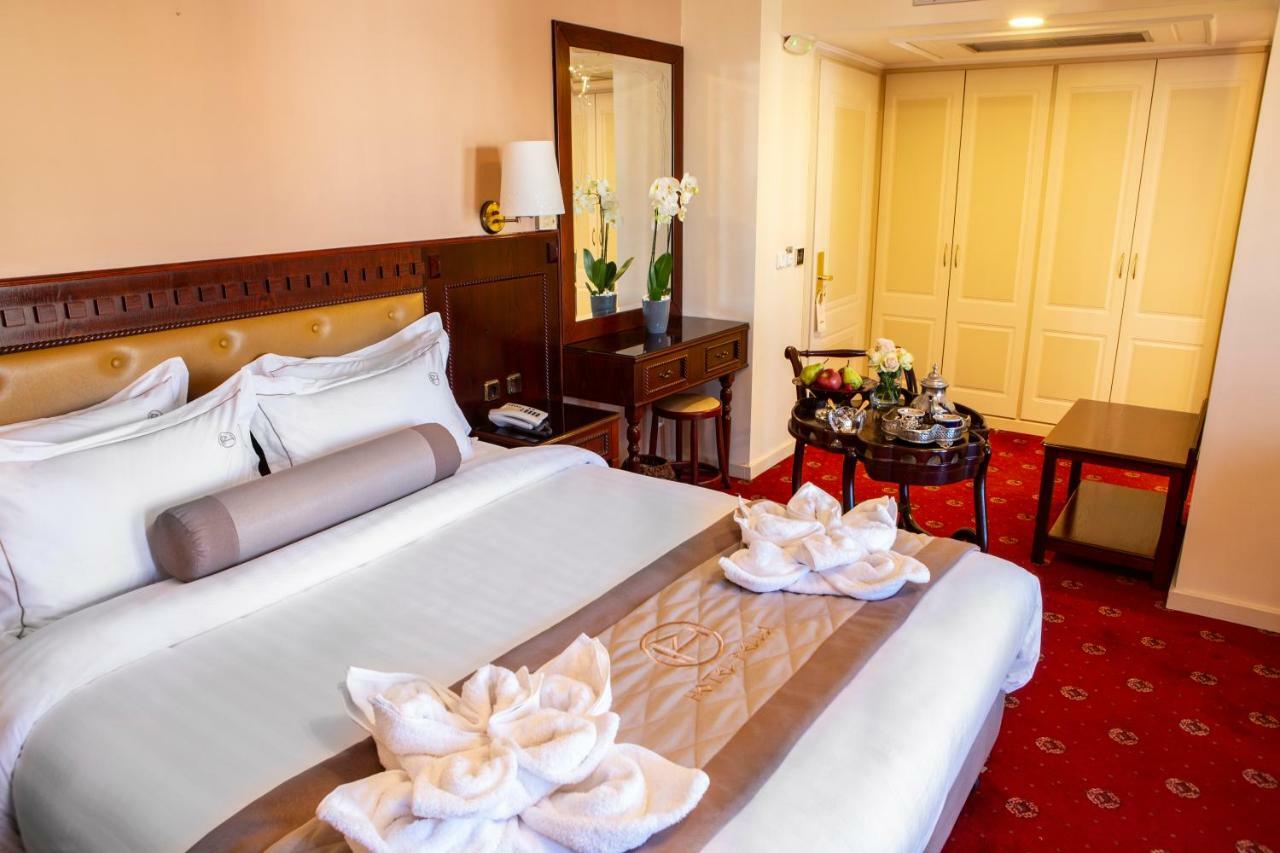 Hotel Pella Янниця Екстер'єр фото